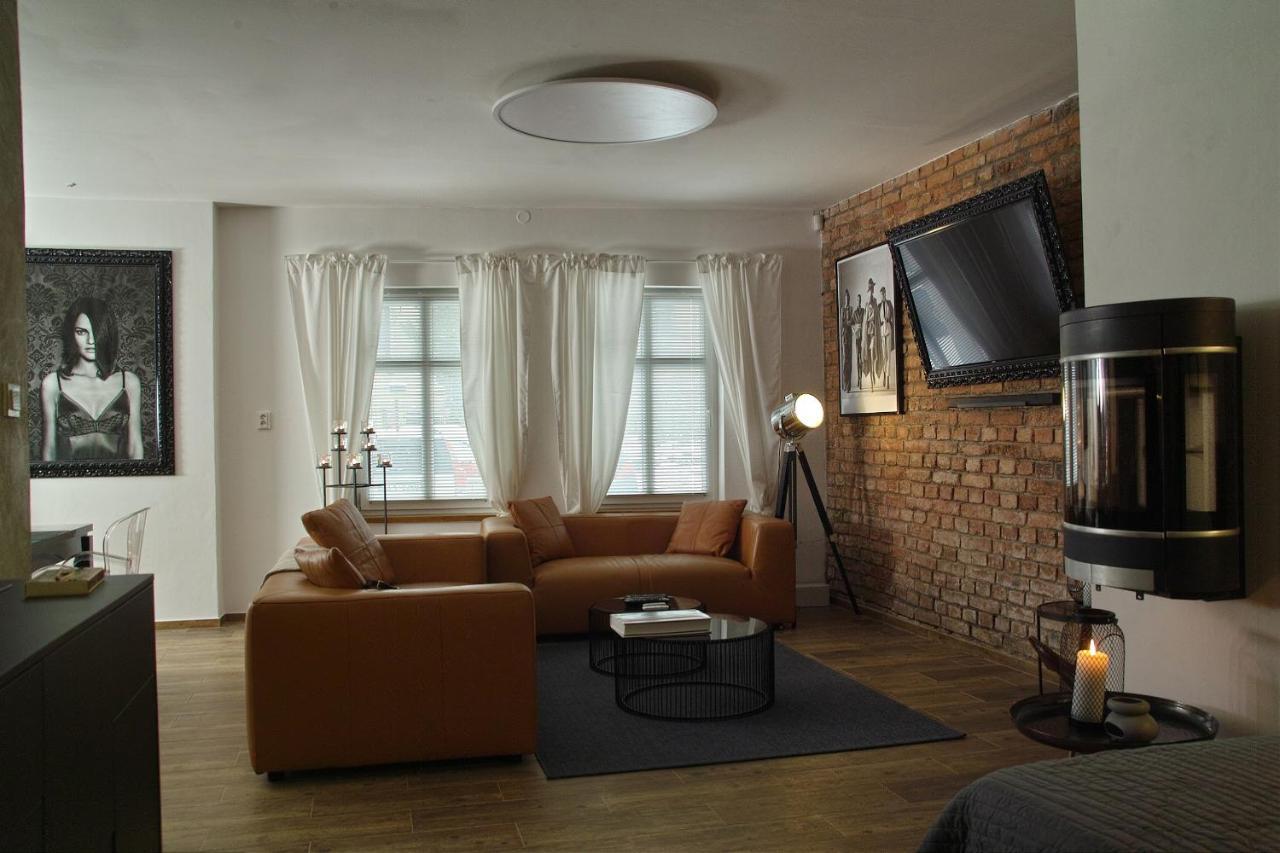 Wellness Gallery Apartments Liberec Exteriör bild